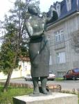 Imagine atasata: statuie vandalizata-12486.jpg